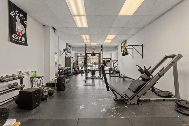 1518 Mishawaka Avenue, South Bend, IN 46615