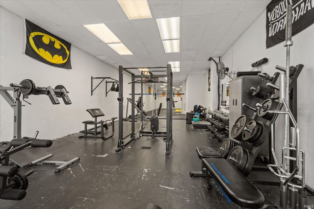 1518 Mishawaka Avenue, South Bend, IN 46615