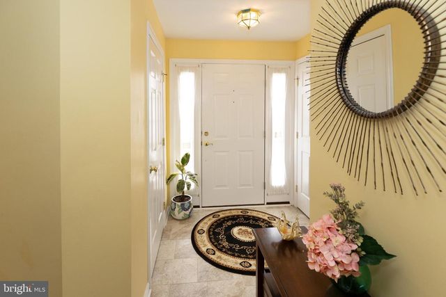 2049 BROADACRES DR, Clementon, NJ 08021