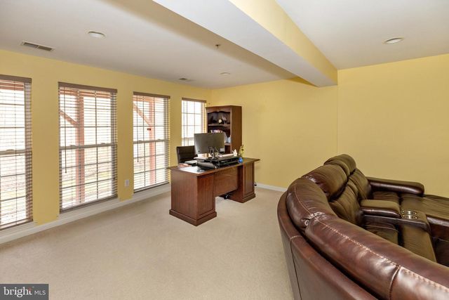 2049 BROADACRES DR, Clementon, NJ 08021