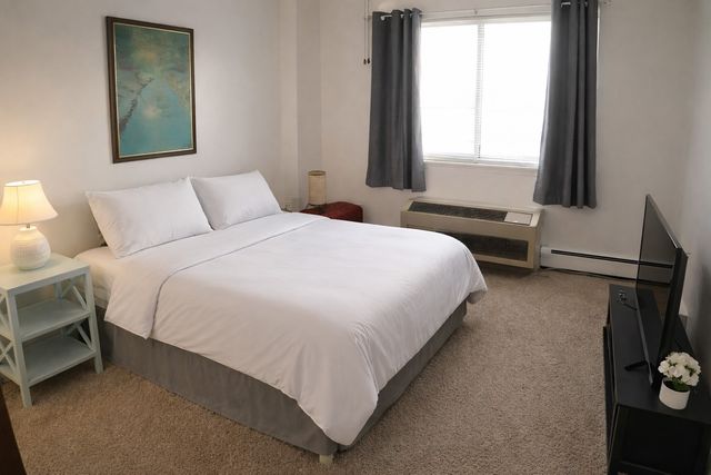 400 1st Street SE 204, Cedar Rapids, IA 52401