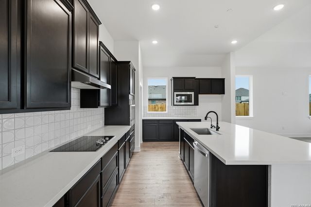 318 Mountain Oak, San Antonio, TX 78009