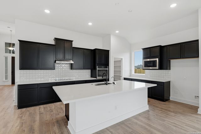 318 Mountain Oak, San Antonio, TX 78009