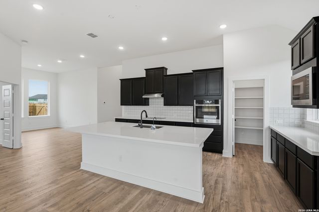 318 Mountain Oak, San Antonio, TX 78009