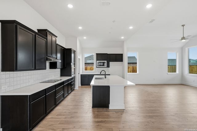 318 Mountain Oak, San Antonio, TX 78009