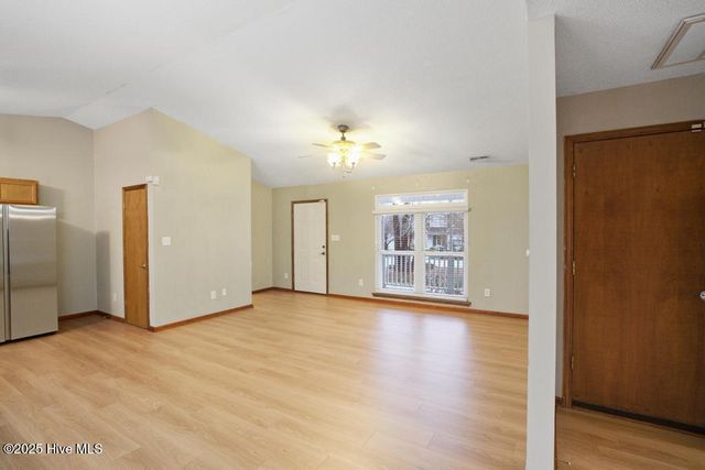 147 E Ivybridge Drive, Hubert, NC 28539