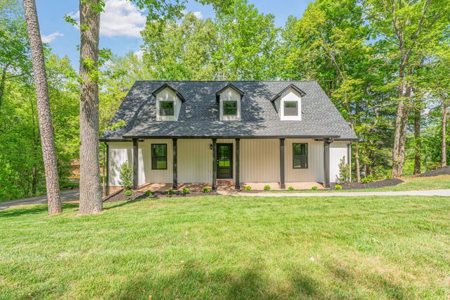 1512 Brentwood Drive, Athens, TN 37303