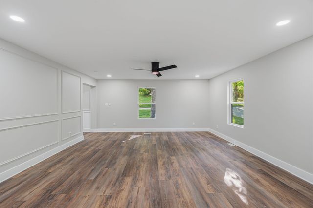 1512 Brentwood Drive, Athens, TN 37303