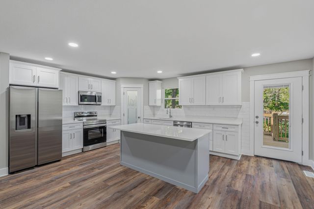 1512 Brentwood Drive, Athens, TN 37303
