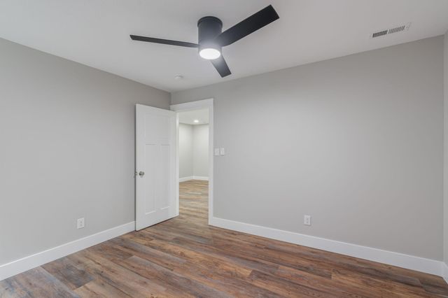 1512 Brentwood Drive, Athens, TN 37303