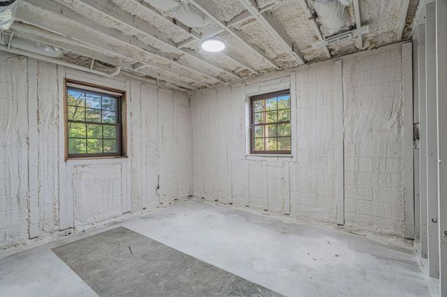 1512 Brentwood Drive, Athens, TN 37303