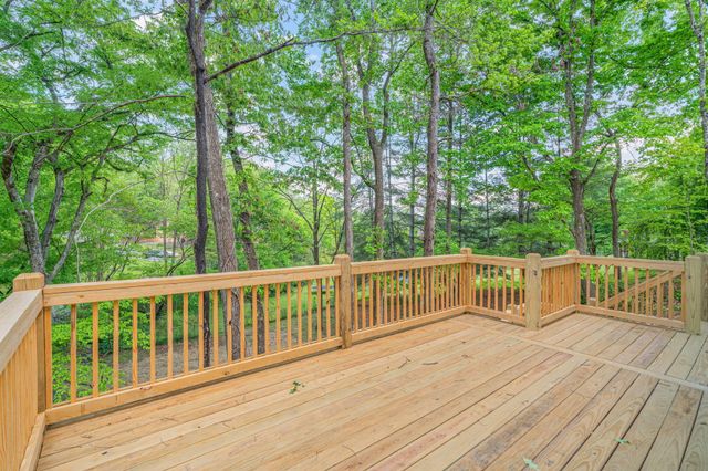1512 Brentwood Drive, Athens, TN 37303