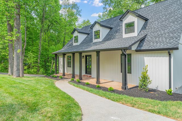 1512 Brentwood Drive, Athens, TN 37303