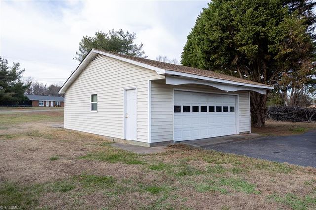 310 Fred Sink Road, Winston-salem, NC 27107