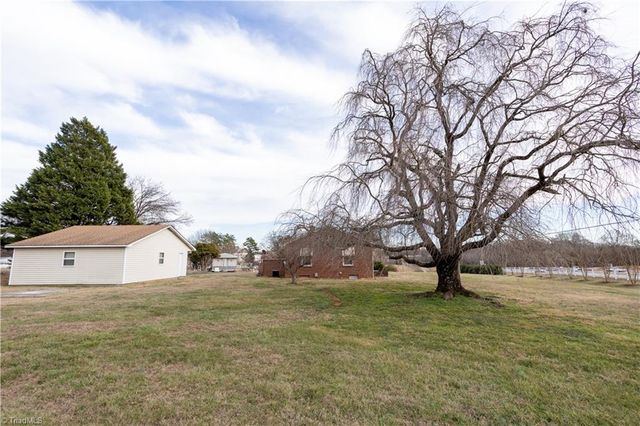 310 Fred Sink Road, Winston-salem, NC 27107