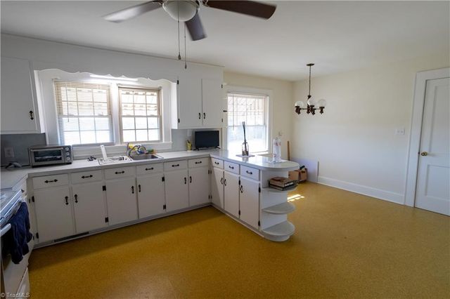 310 Fred Sink Road, Winston-salem, NC 27107