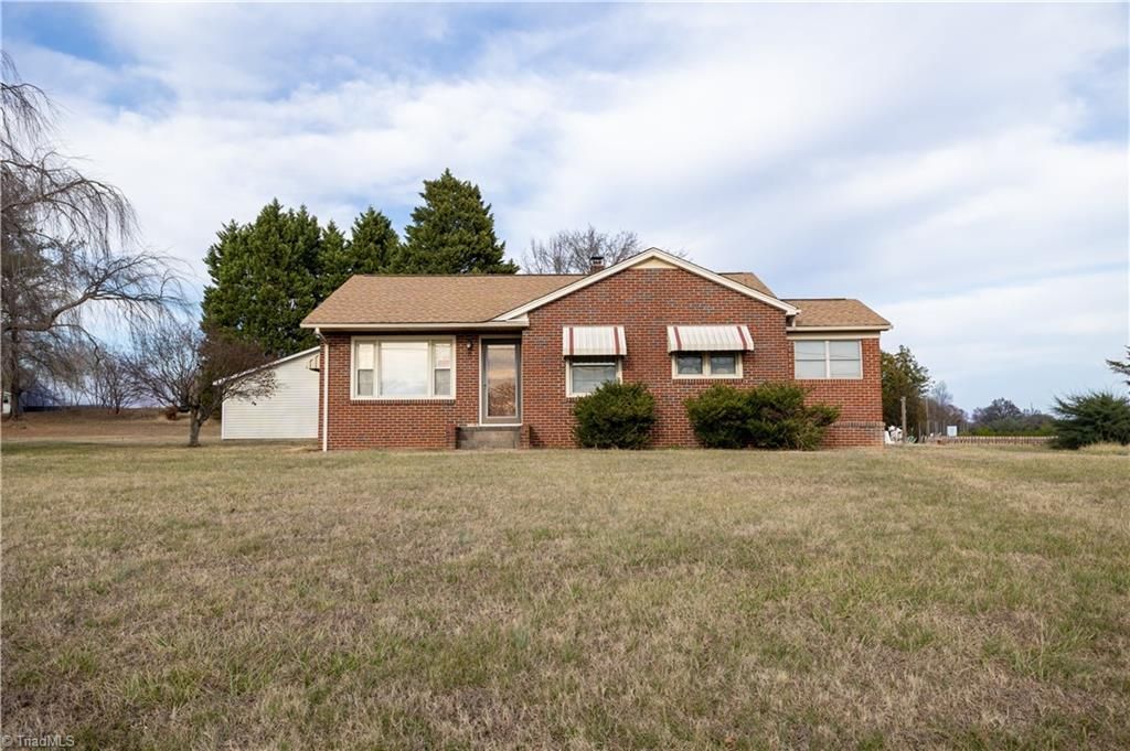 310 Fred Sink Road, Winston-salem, NC 27107