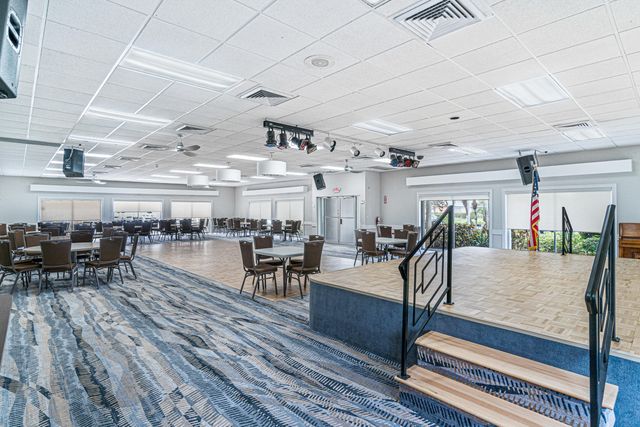 1640 NW 19th Terrace 203, Delray Beach, FL 33445