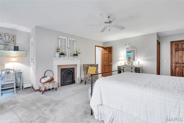 9 Wilderness Lane, Defiance, MO 63341