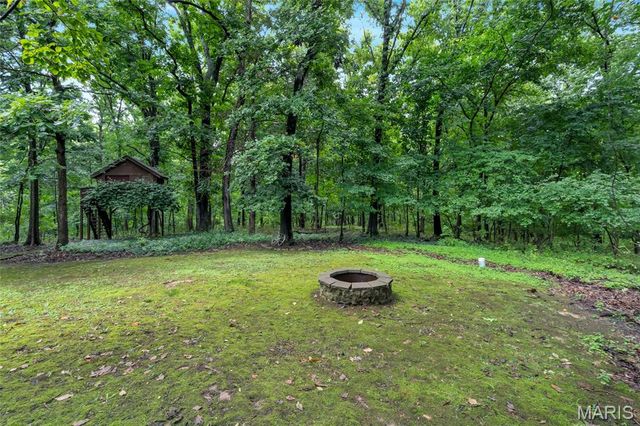 9 Wilderness Lane, Defiance, MO 63341