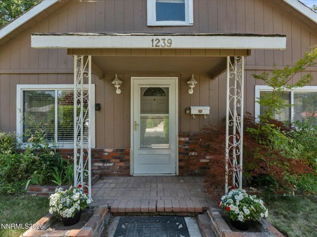 1239 Patrick Avenue, Reno, NV 89509