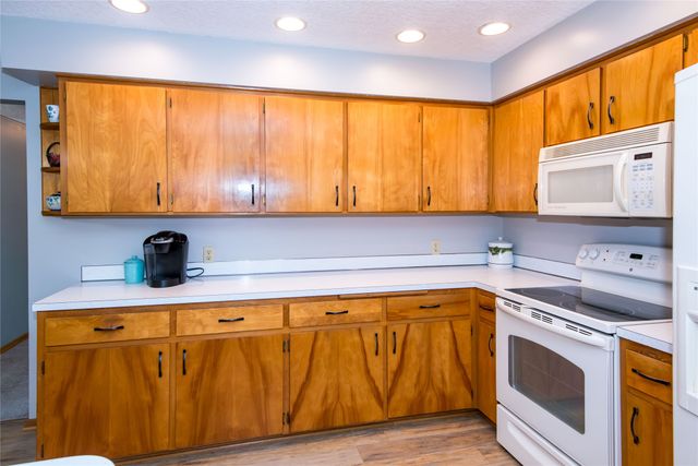 321 SE 9th Street, Ankeny, IA 50021