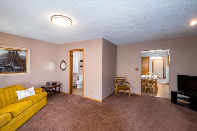 321 SE 9th Street, Ankeny, IA 50021