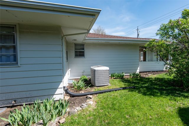 321 SE 9th Street, Ankeny, IA 50021
