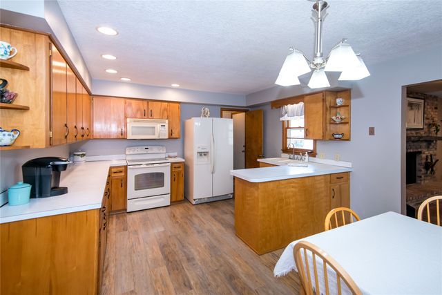 321 SE 9th Street, Ankeny, IA 50021