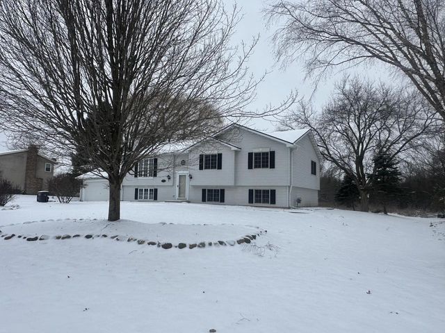 7765 Mission DRIVE, Franklin, WI 53132