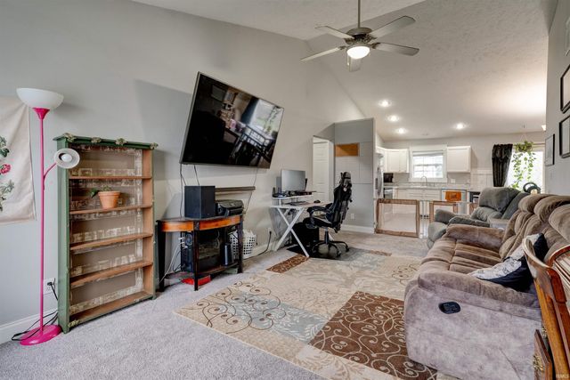 4521 Emma Drive, Evansville, IN 47711