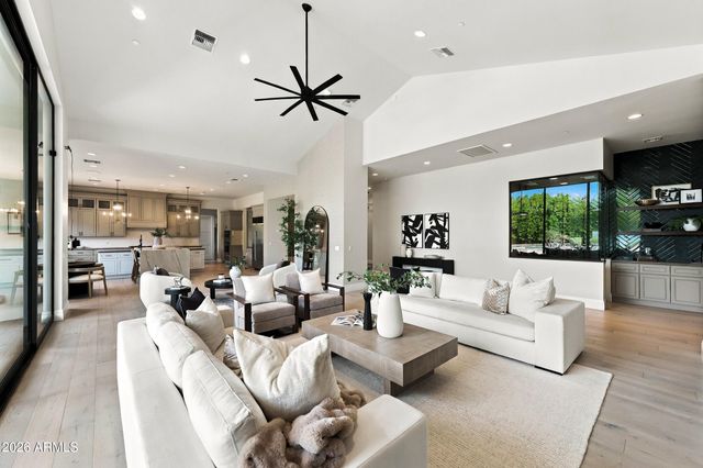 6246 E HILLCREST Boulevard, Scottsdale, AZ 85251