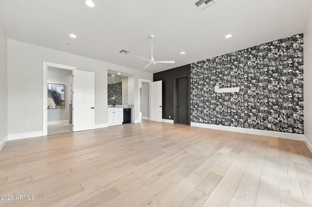 6246 E HILLCREST Boulevard, Scottsdale, AZ 85251