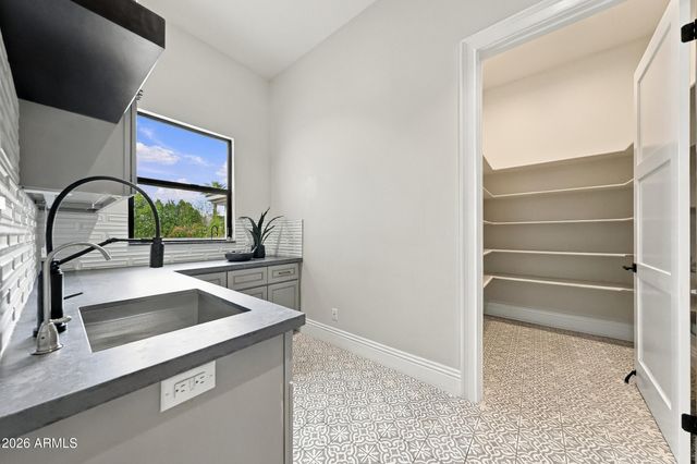 6246 E HILLCREST Boulevard, Scottsdale, AZ 85251