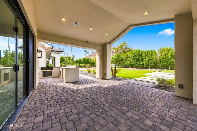 6246 E HILLCREST Boulevard, Scottsdale, AZ 85251