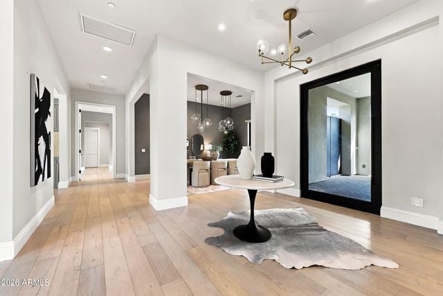 6246 E HILLCREST Boulevard, Scottsdale, AZ 85251