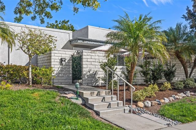 2220 Via Mariposa East C, Laguna Woods, CA 92637