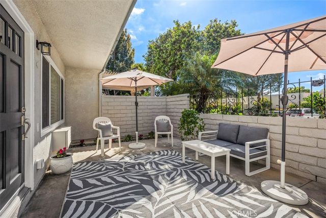 2220 Via Mariposa East C, Laguna Woods, CA 92637