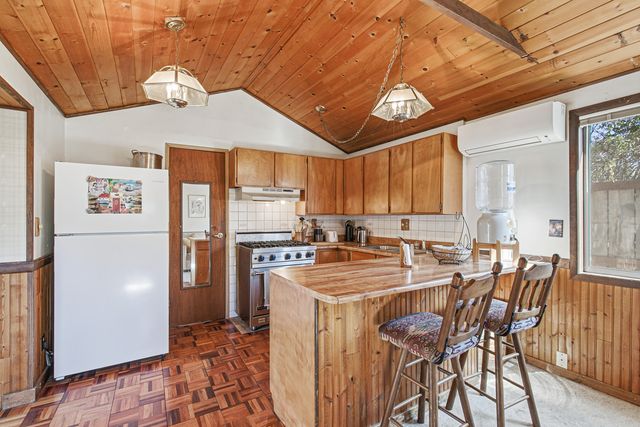 840 B Street, Ashland, OR 97520