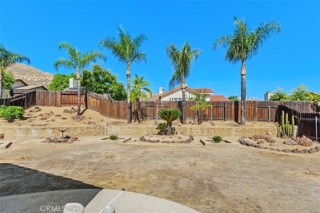 22844 Climbing Rose, Moreno Valley, CA 92557