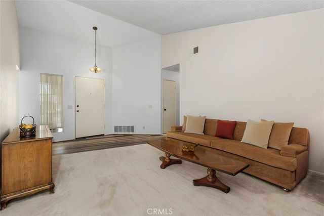 22844 Climbing Rose, Moreno Valley, CA 92557