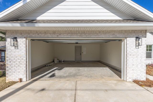 110 4th Street, Niceville, FL 32578