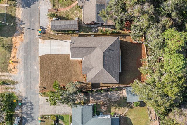 110 4th Street, Niceville, FL 32578