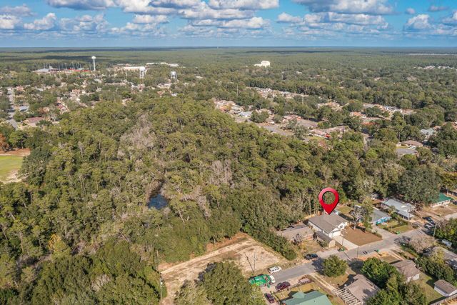 110 4th Street, Niceville, FL 32578