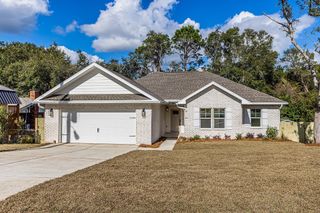 110 4th Street, Niceville, FL 32578