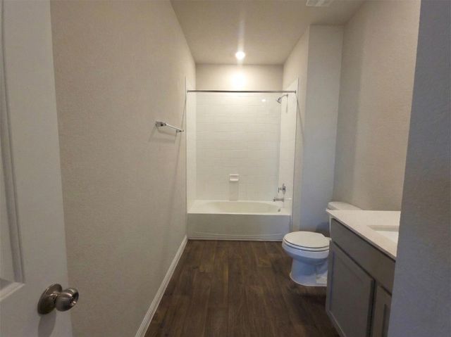 102 Oxbow TER, Bastrop, TX 78602