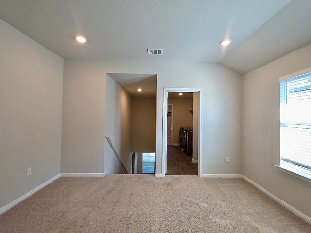 102 Oxbow TER, Bastrop, TX 78602