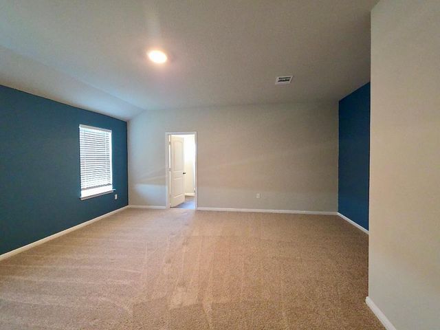 102 Oxbow TER, Bastrop, TX 78602