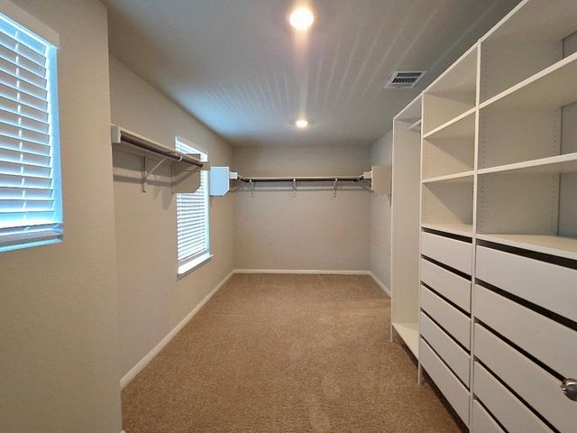 102 Oxbow TER, Bastrop, TX 78602