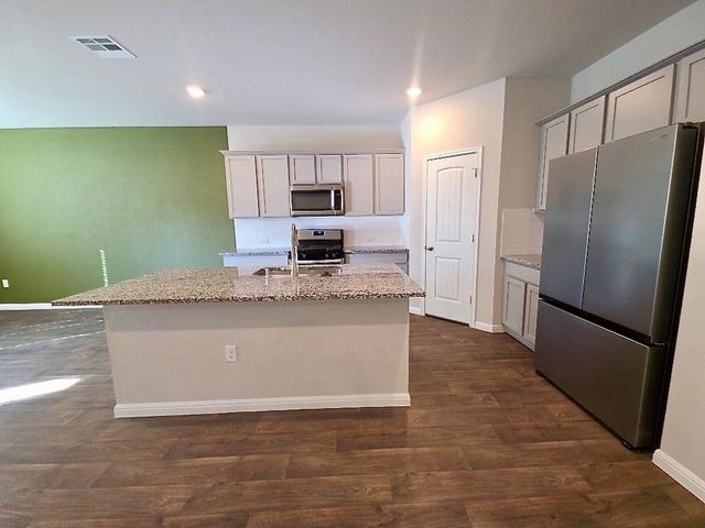 102 Oxbow TER, Bastrop, TX 78602